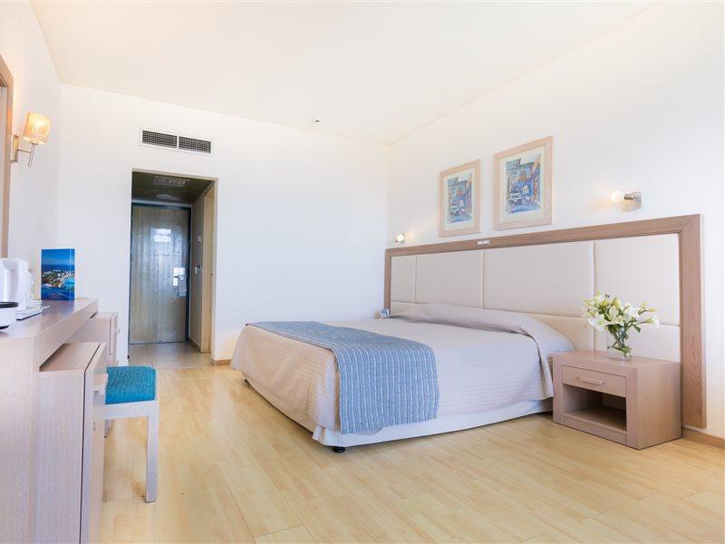 Golden Coast Курортний комплекс Протарас