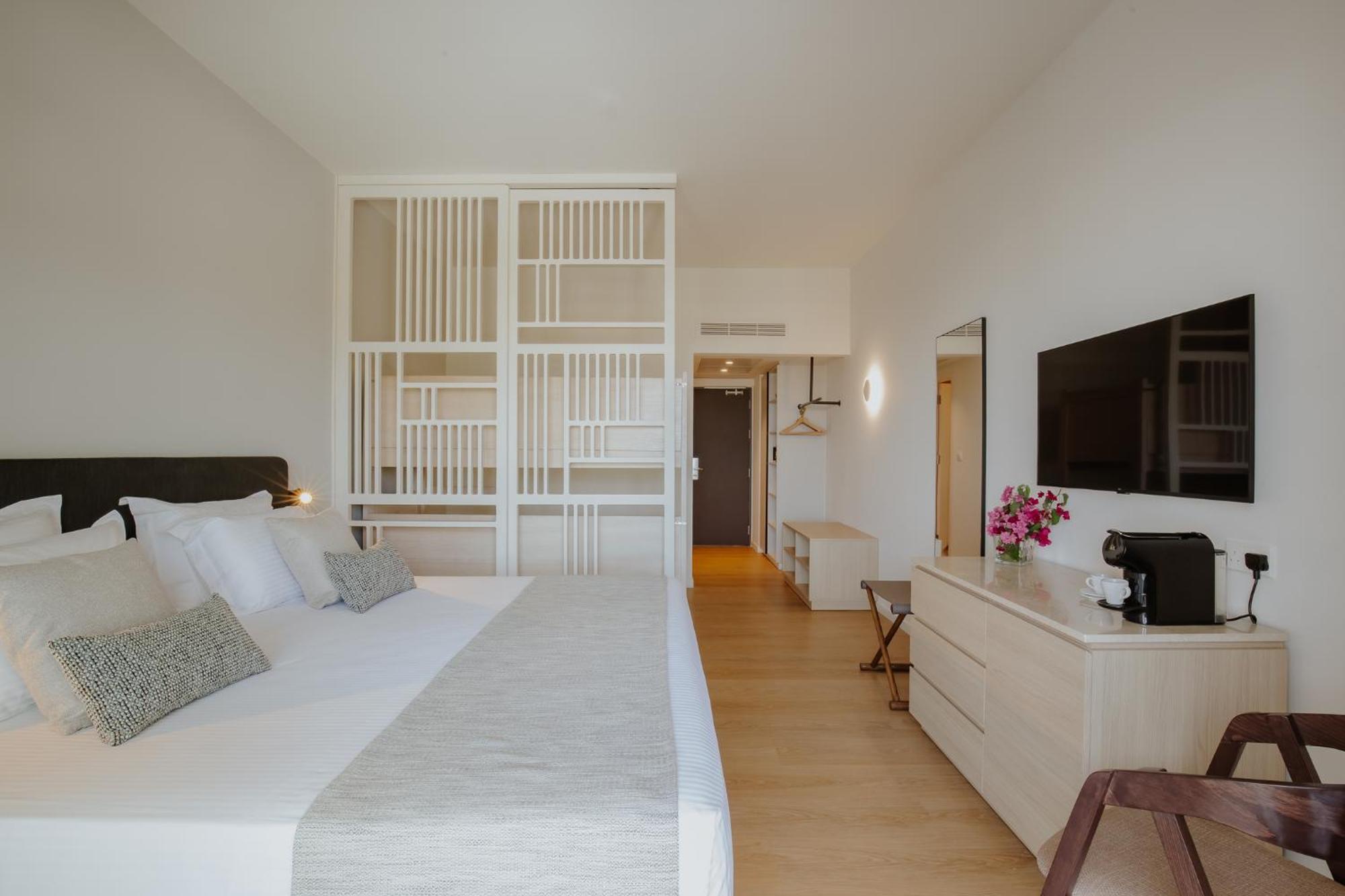Golden Coast 4*